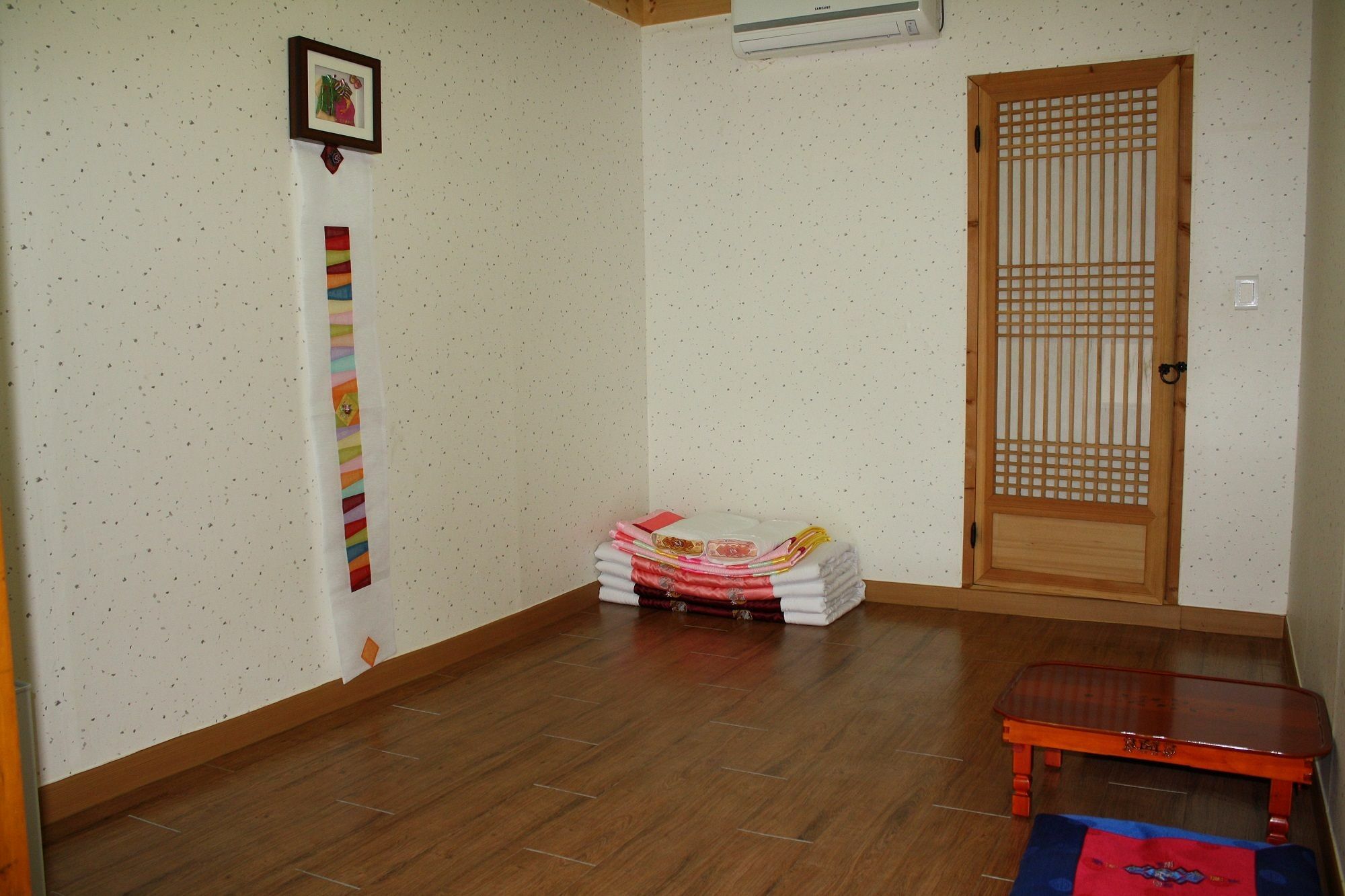 Dukmanjae Hotel Jeonju Exterior photo